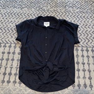 Abercrombie tie shirt